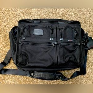 Tumi ALPHA Expandable Organizer Laptop Brief